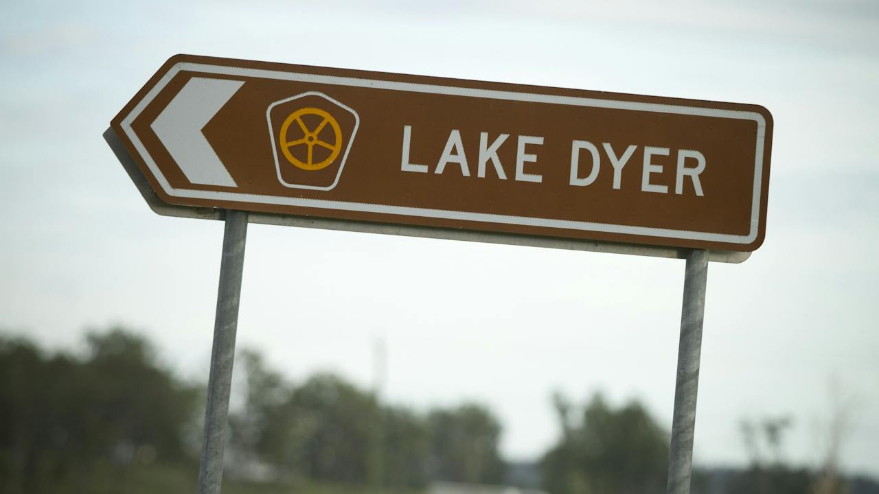 Lake Dyer Caravan & Camping
