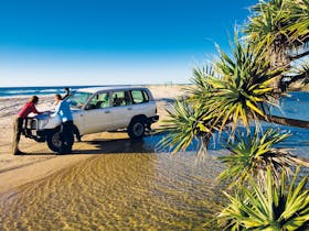 Four Wheel Driving on Fraser Island, Queensland