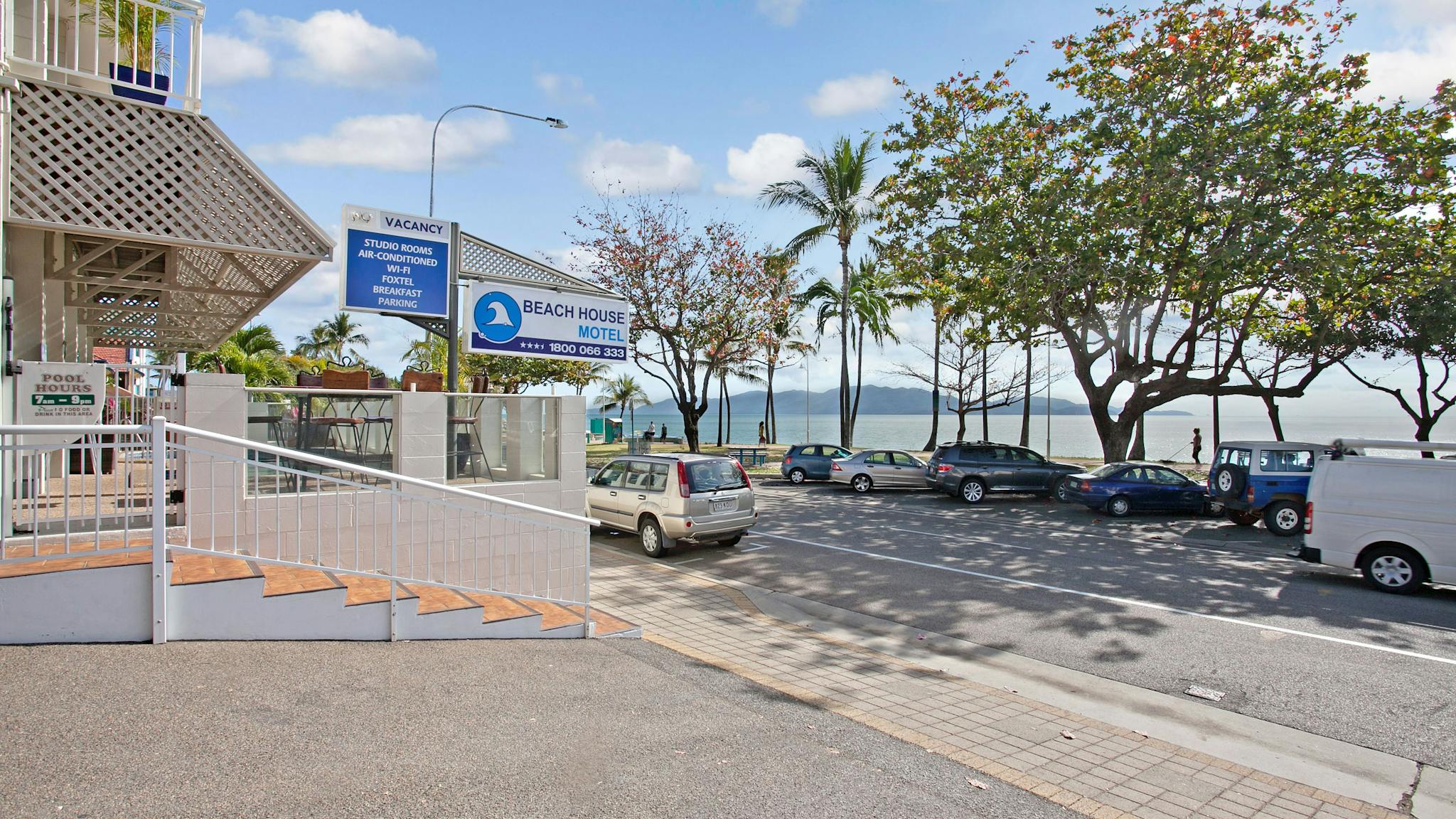 A clean comfortable motel right in the heart of the Townsville Strand. A clean comfortable motel right in the heart of the Townsville Strand.