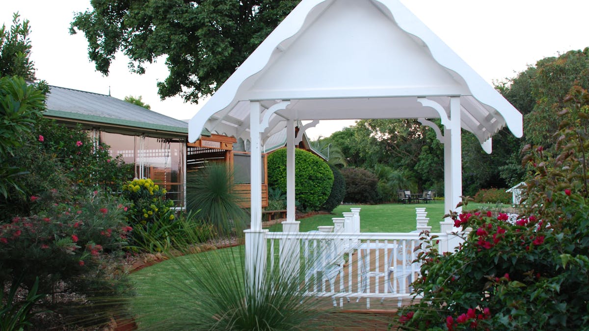 Mulanah Gardens, Inverlaw