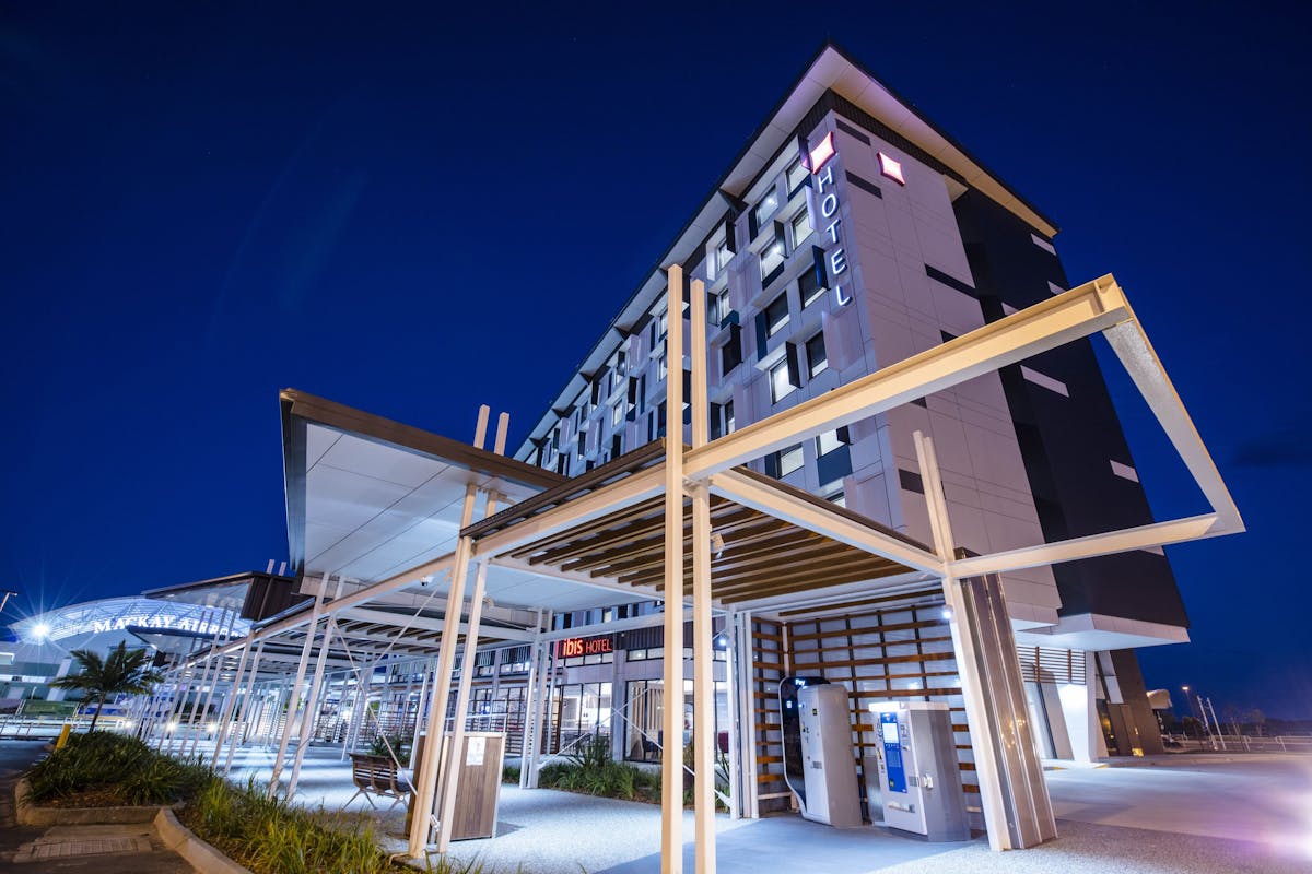 Ibis Mackay