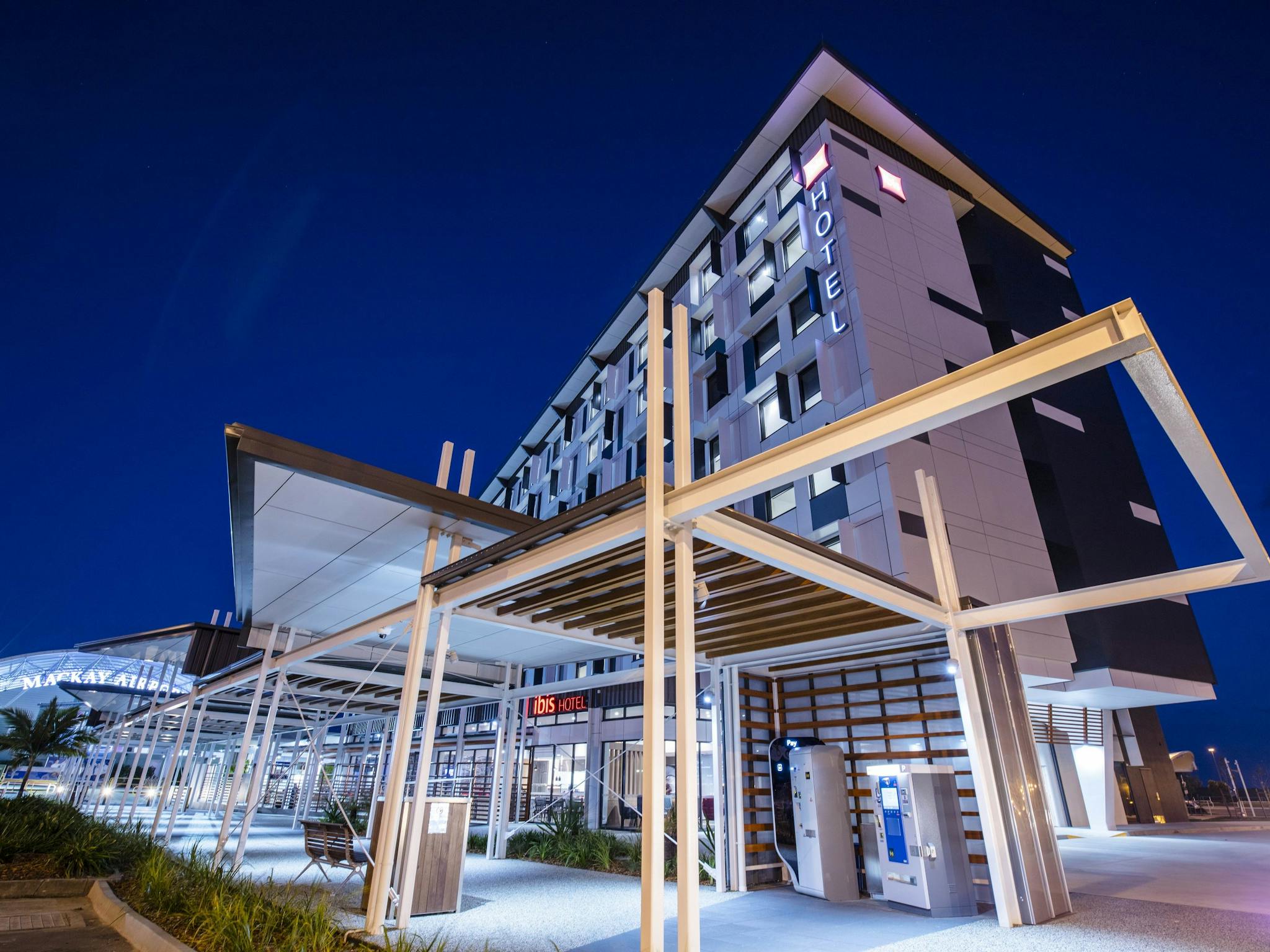 Ibis Mackay External Ibis Mackay External