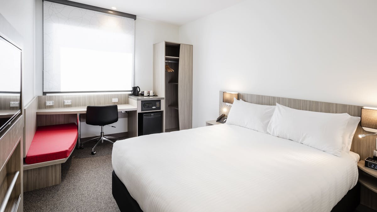 Queen Room