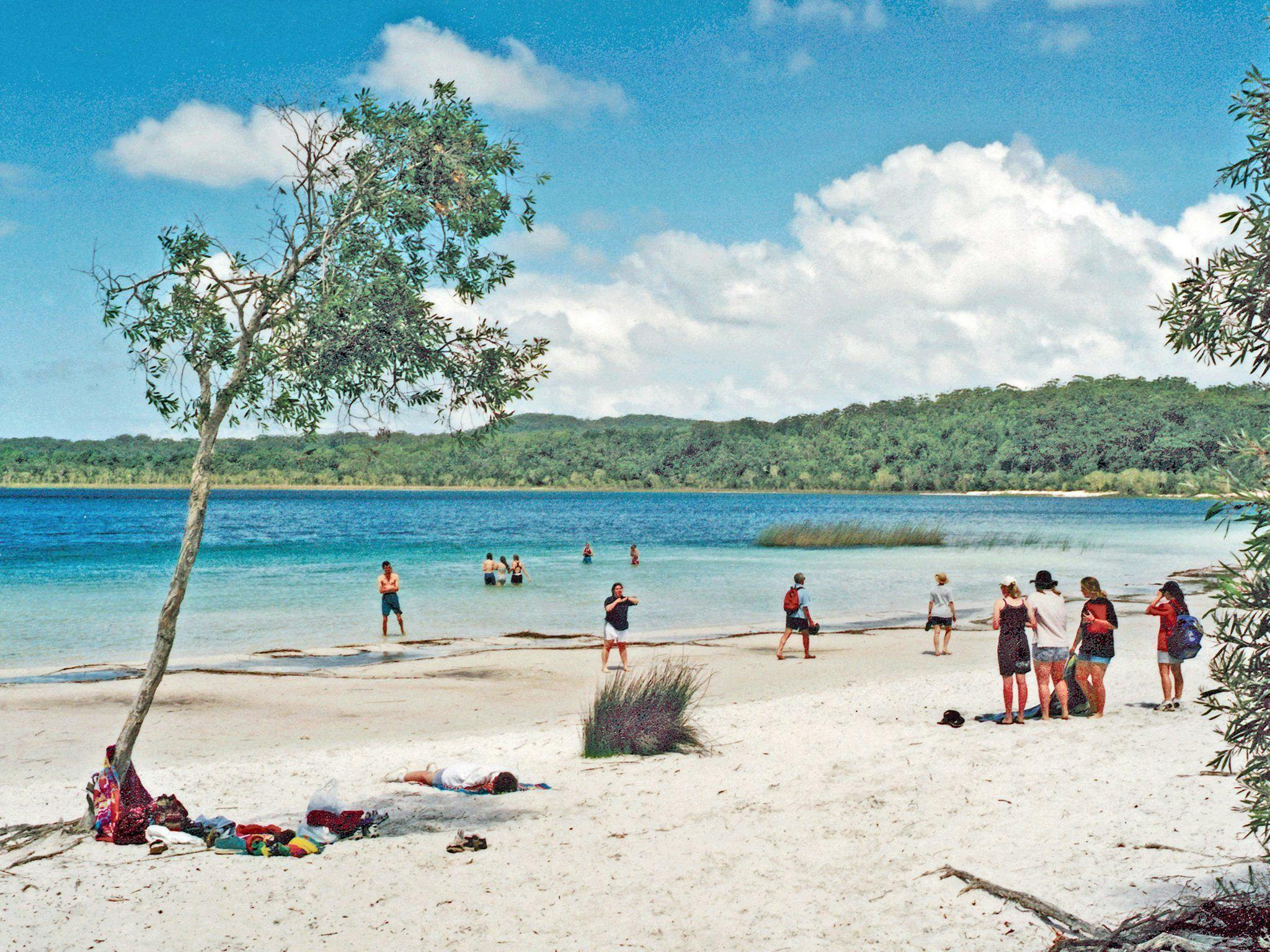 Lake McKenzie