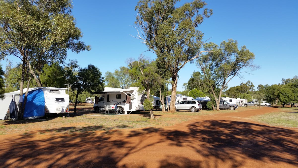 Charleville Bush Caravan Park and Cottage