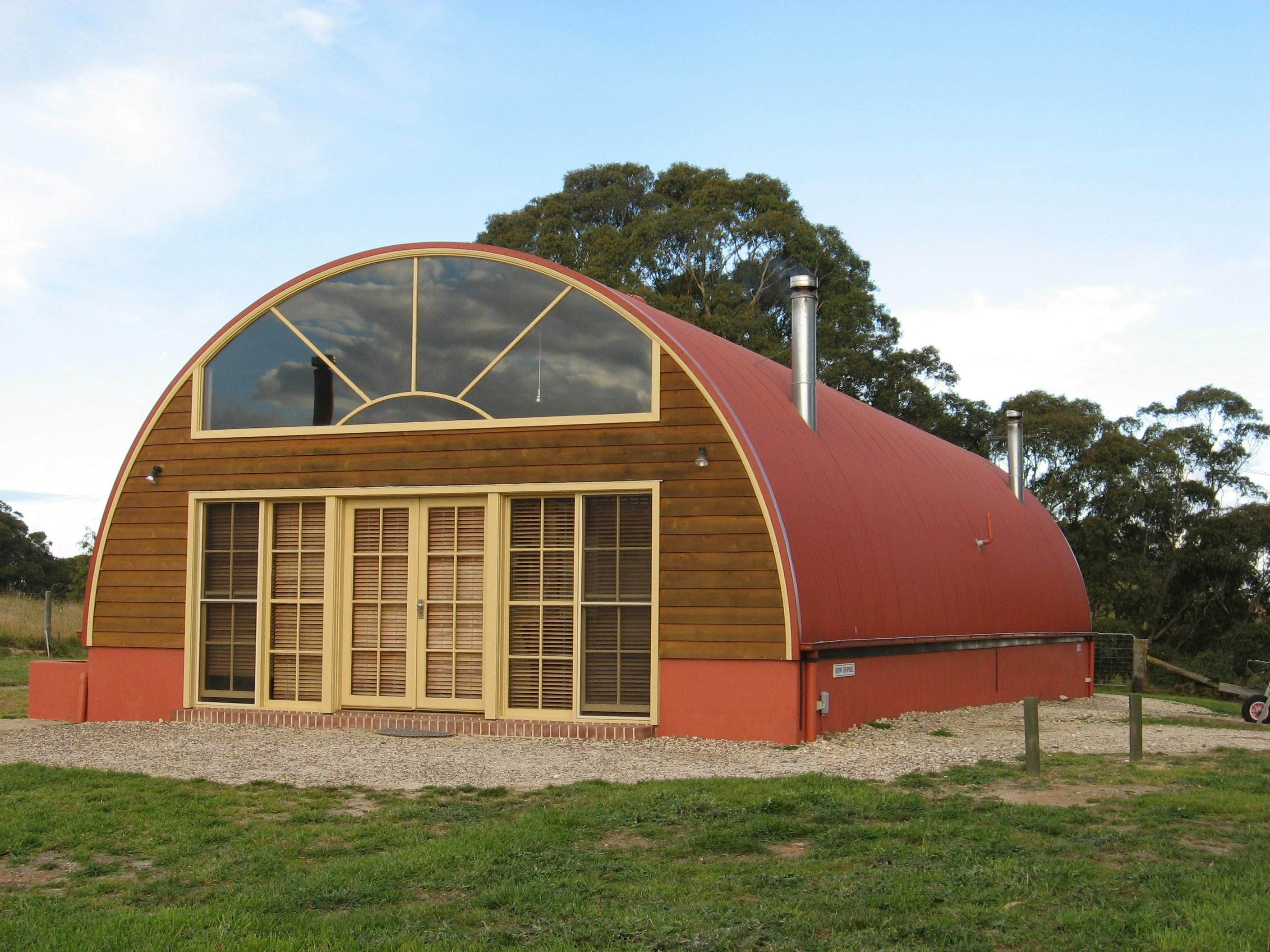 Brown Thornbill and Blue Wren
