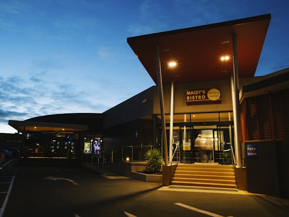 Macey's Bistro