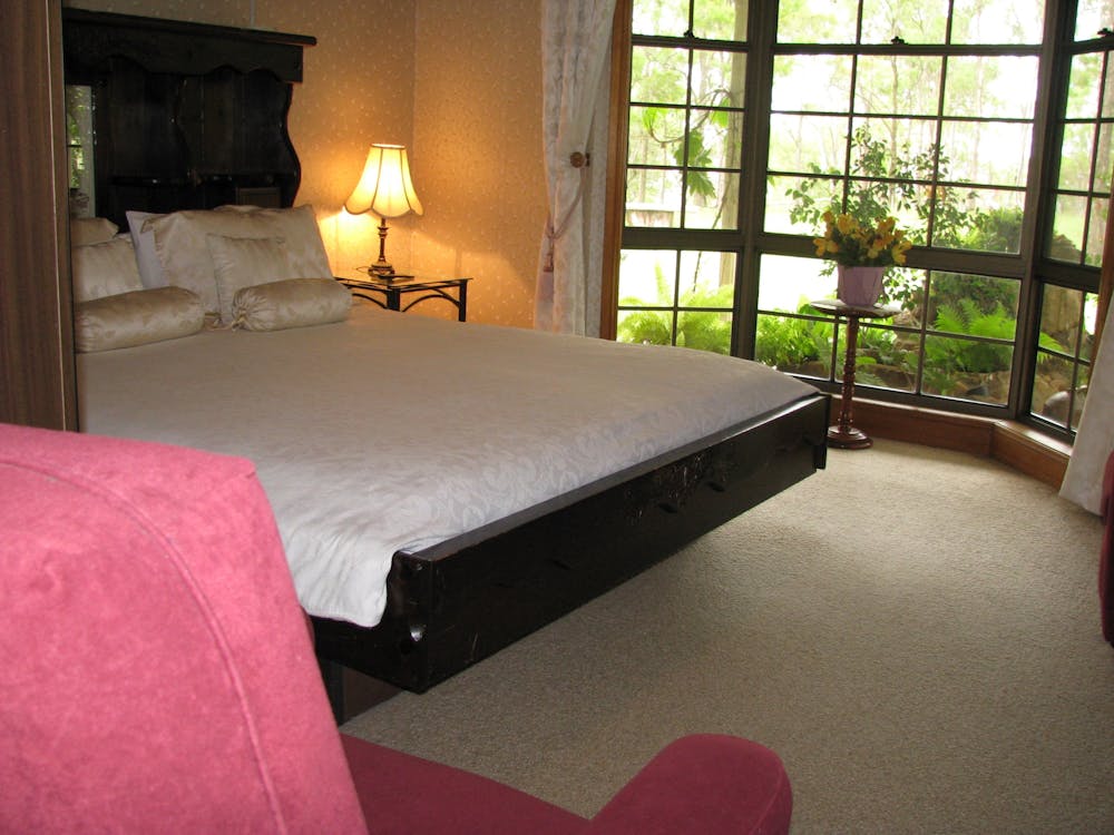 Hill Top Country Guest House and Villas