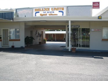 Reception and drive through to rear Deluxe unit