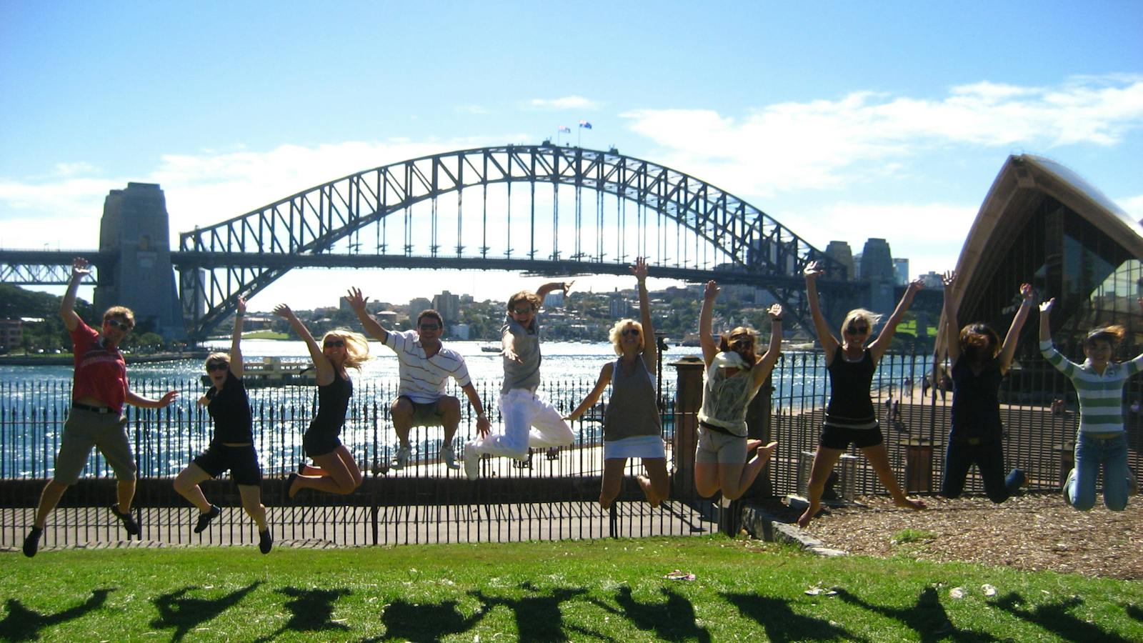 Peek Tours Walking Tours - Sydney City Walking Tour