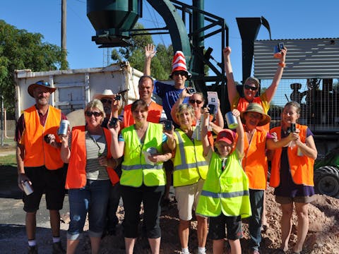 Lightning Ridge Easter Festival