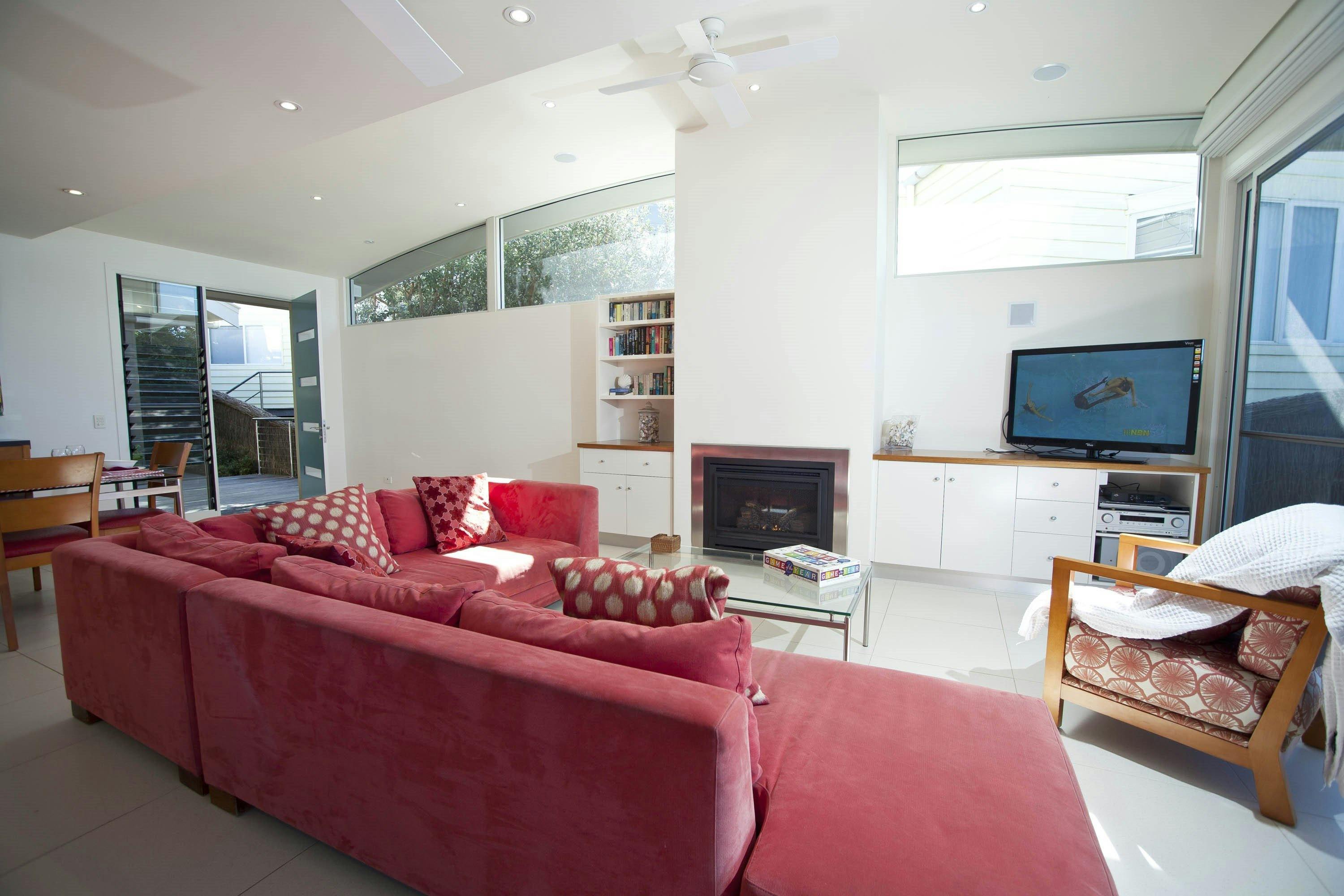 Loads of living space. Azure has board games, DVD movies, and books.