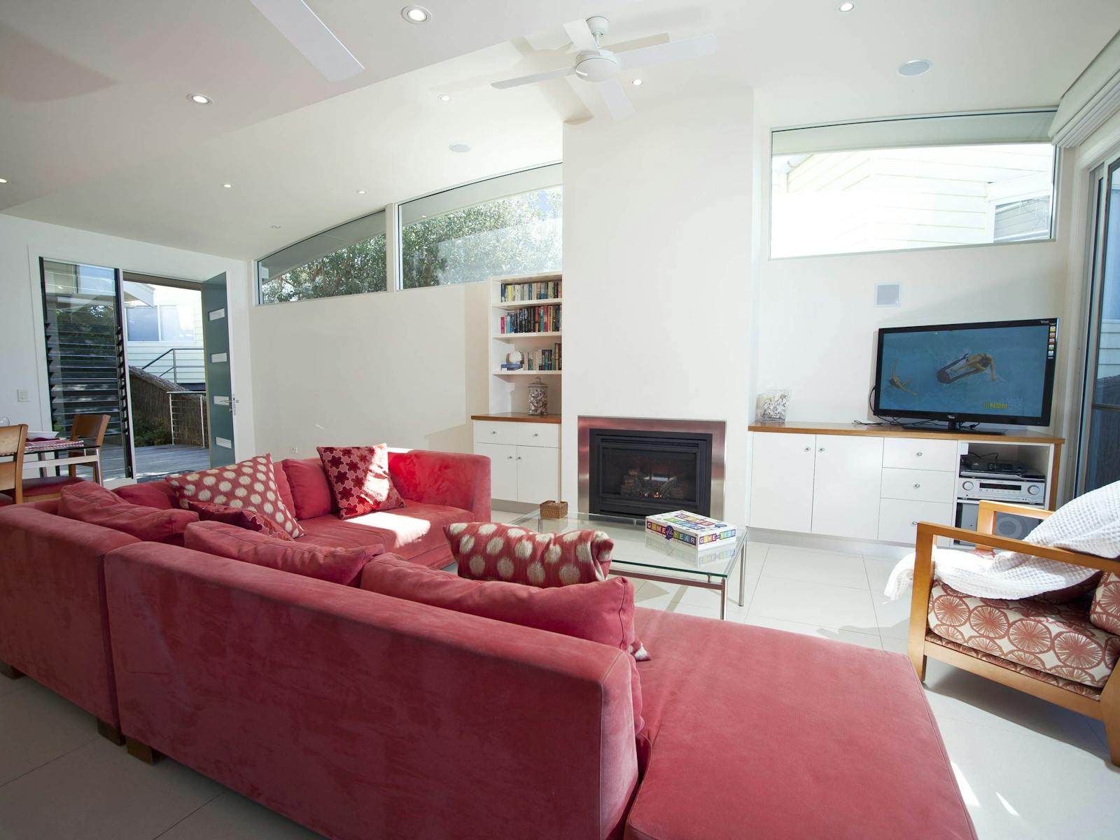 Loads of living space. Azure has board games, DVD movies, and books.
