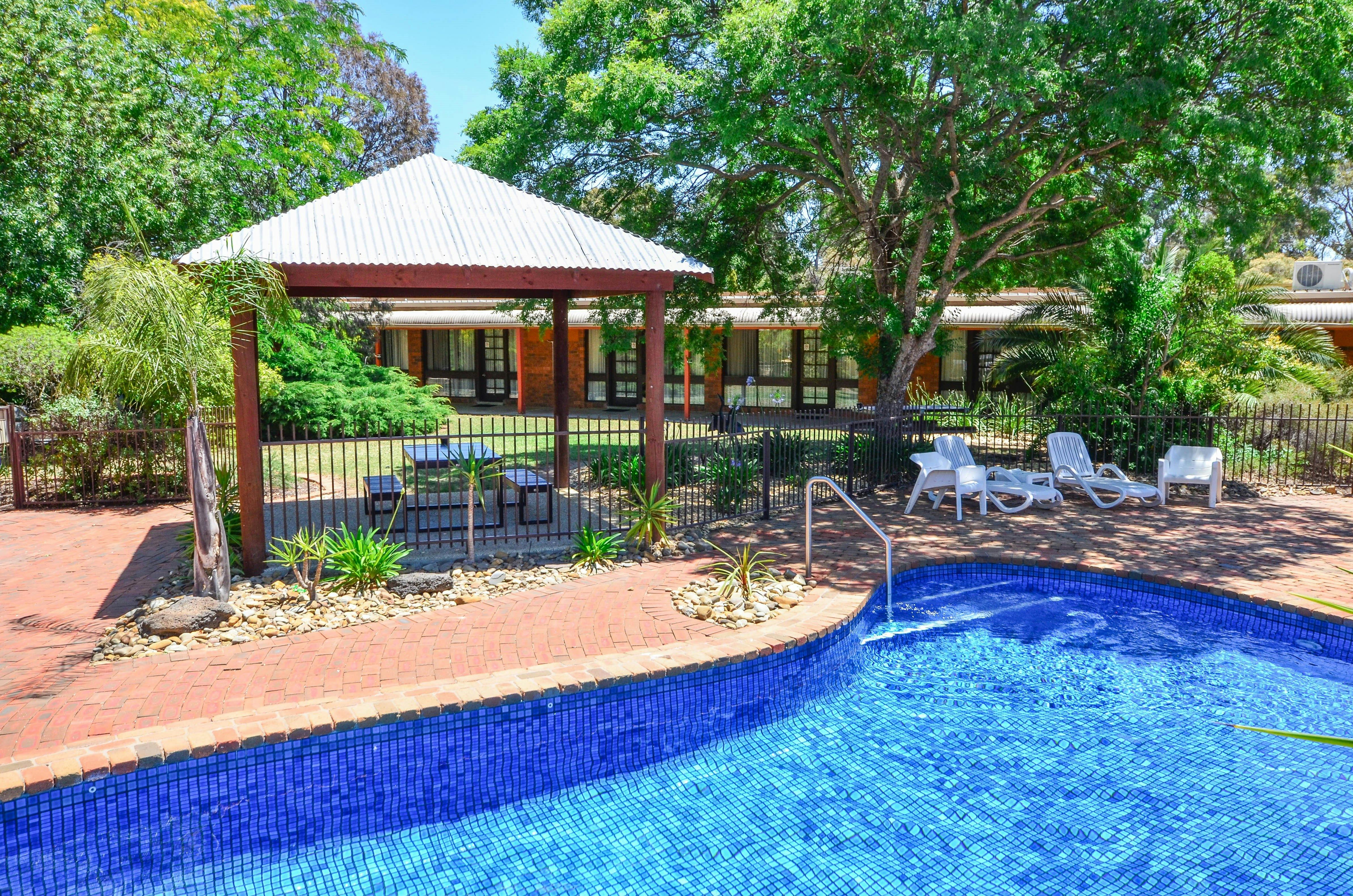 Rooms look onto the gardens/pool