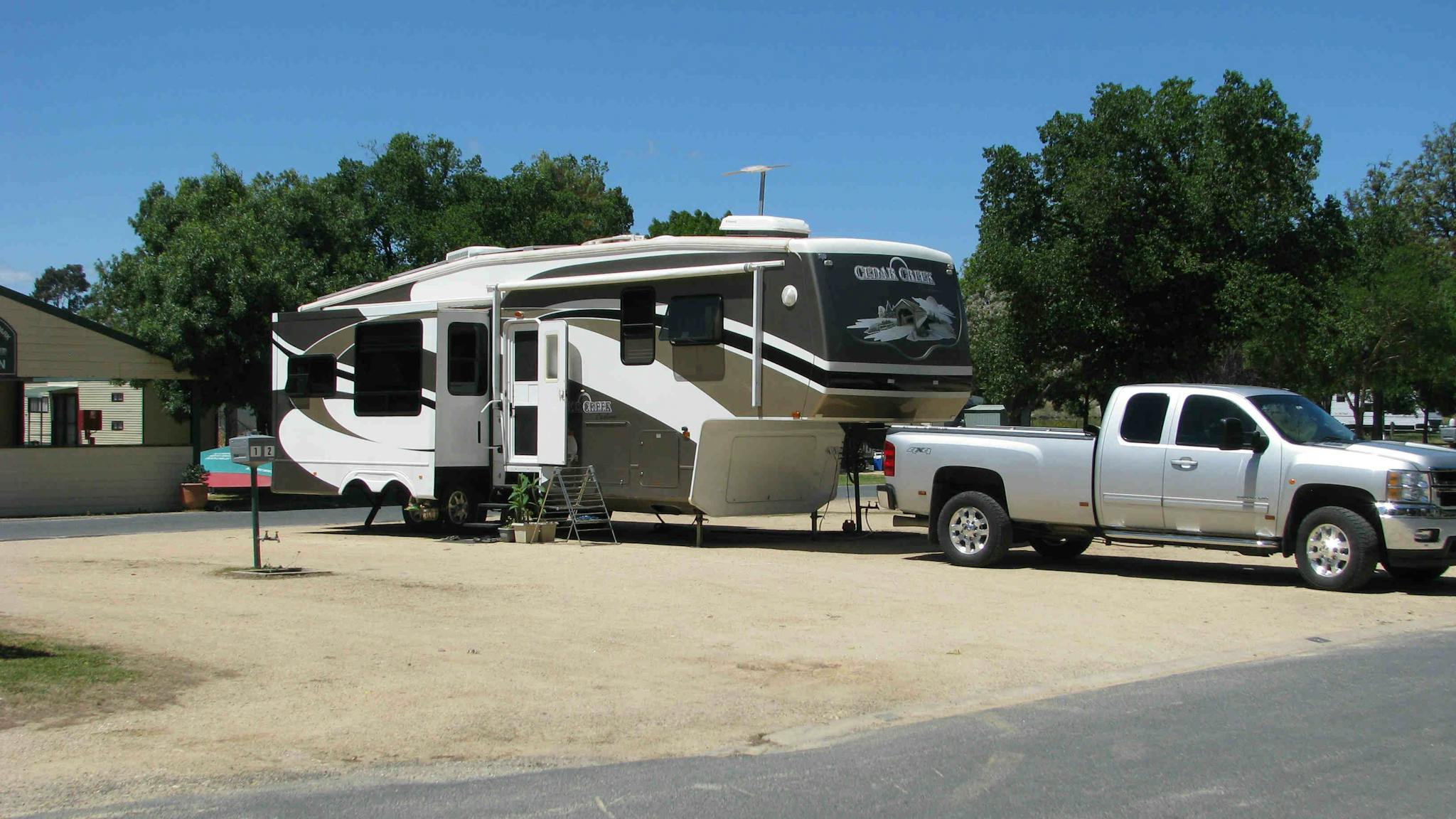 Drive throughs can accommodate the biggest fifth wheelers