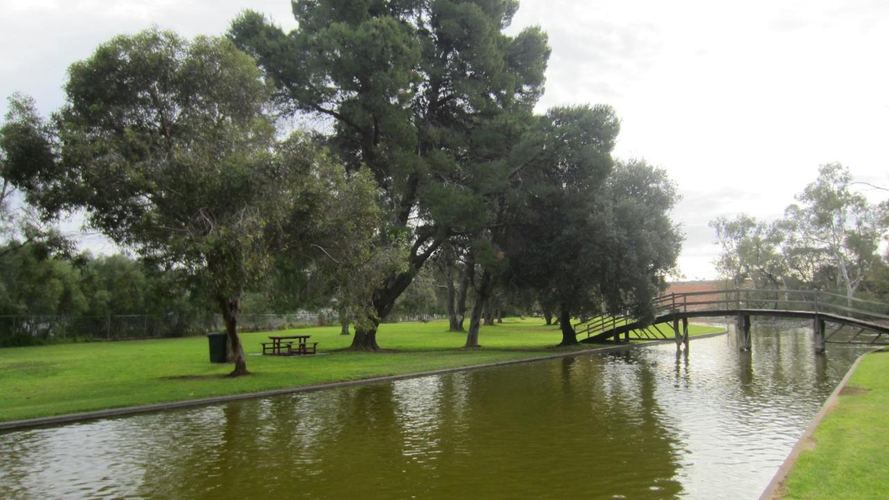 Twin Lakes