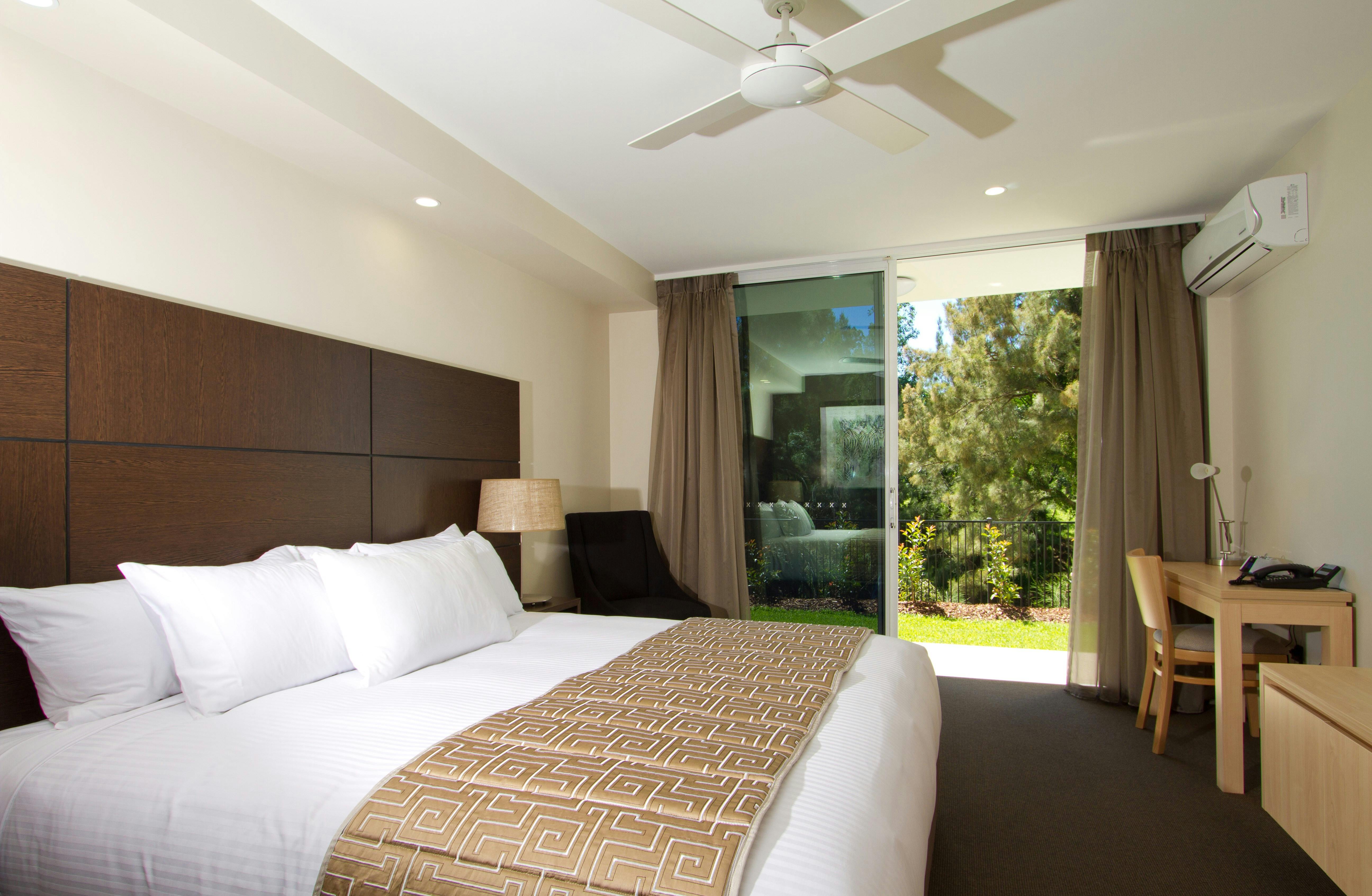 Deluxe King Suite