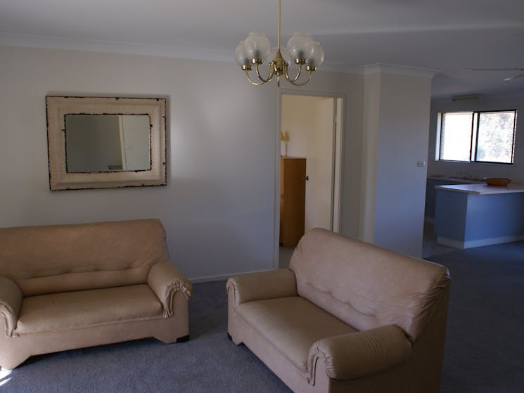 Blue Gum Farm Lodge Cowra Visitnsw Com