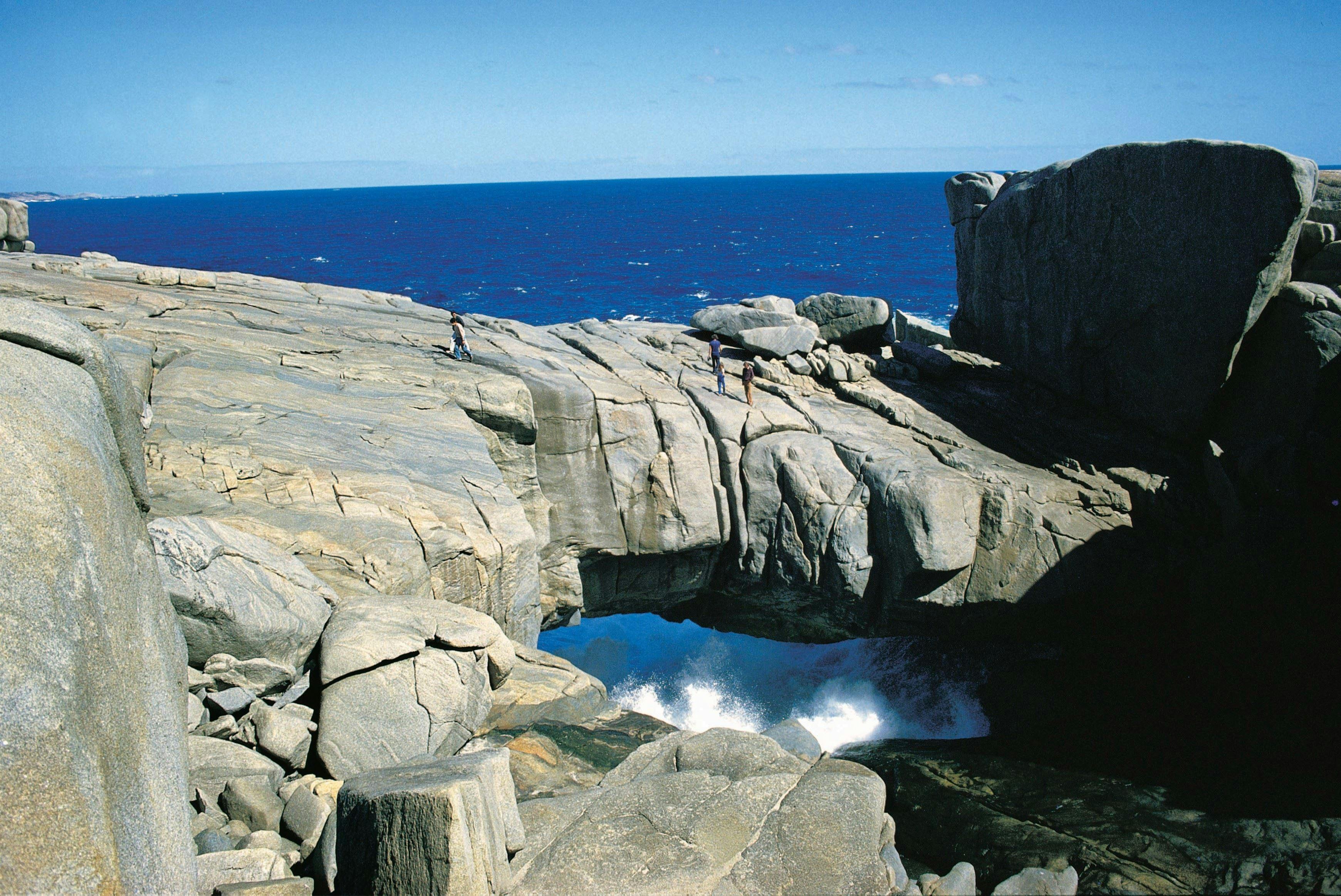 Aussie Perth Tours, Perth, Western Australia