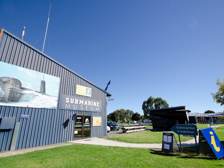 Holbrook Submarine Museum and Greater Hume Shire Visitor Information Centre