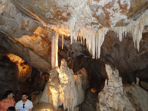 Blue Mountains and Jenolan Caves