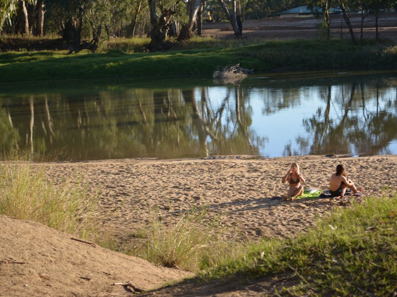 Darlington Point Riverside Caravan Park NSW Holidays & Things to Do