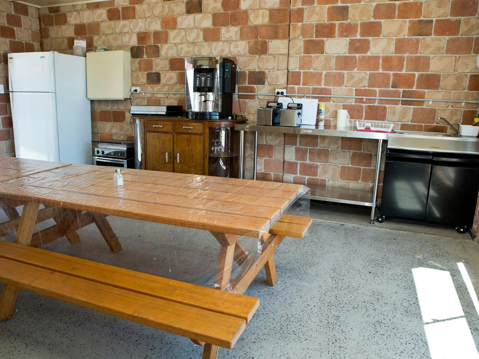 Barbecue Area and Outdoor Kitchen