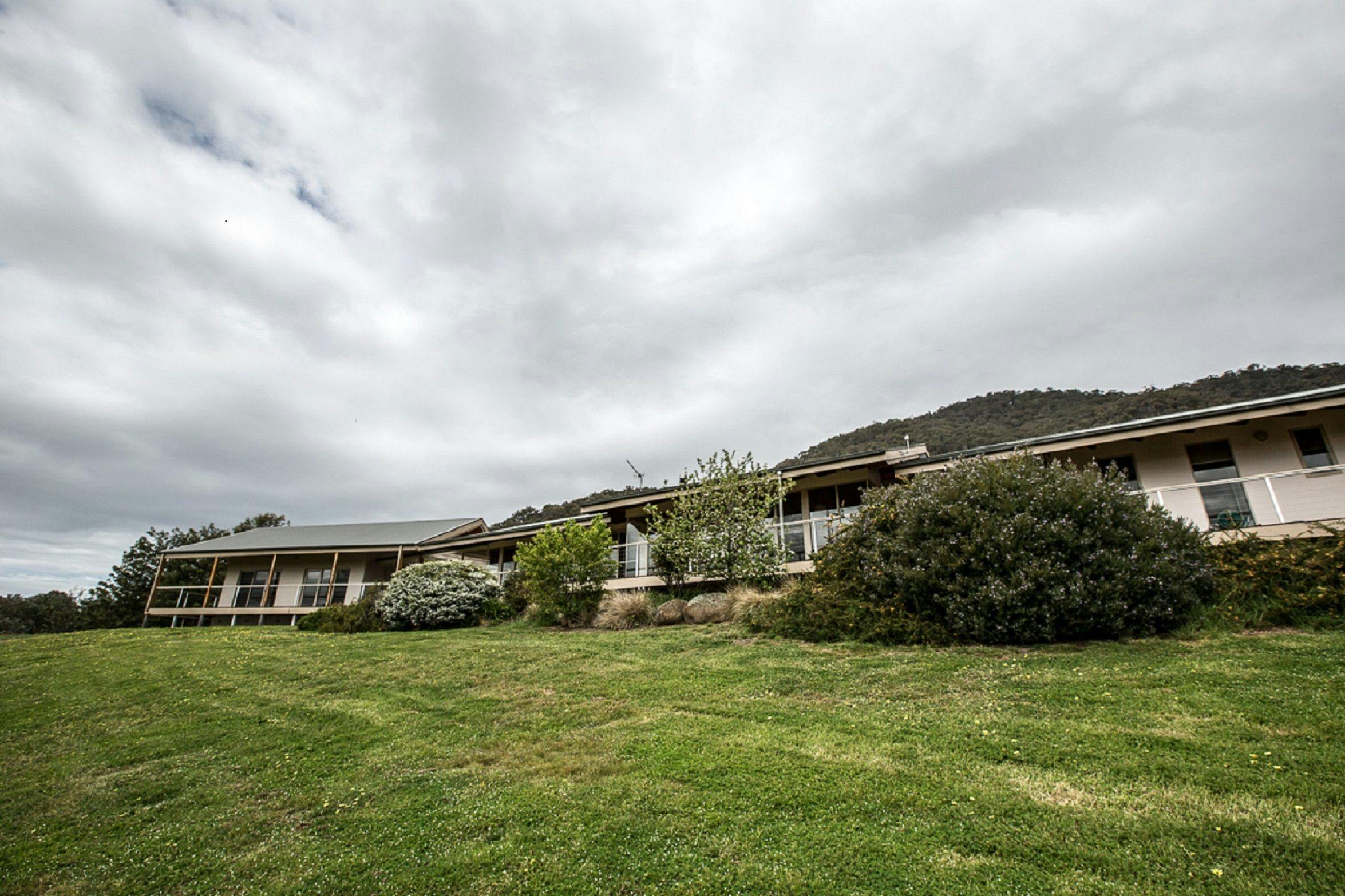 Holmesglen at Eildon The Homestead DiscoverDindi