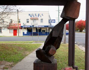 New England Hotel Motel