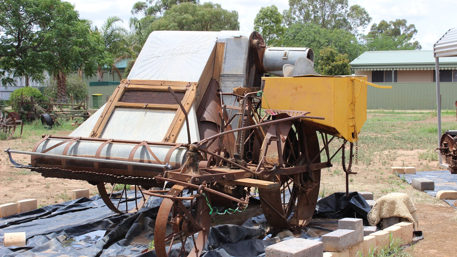 Ed's Old Farm Machinery Museum