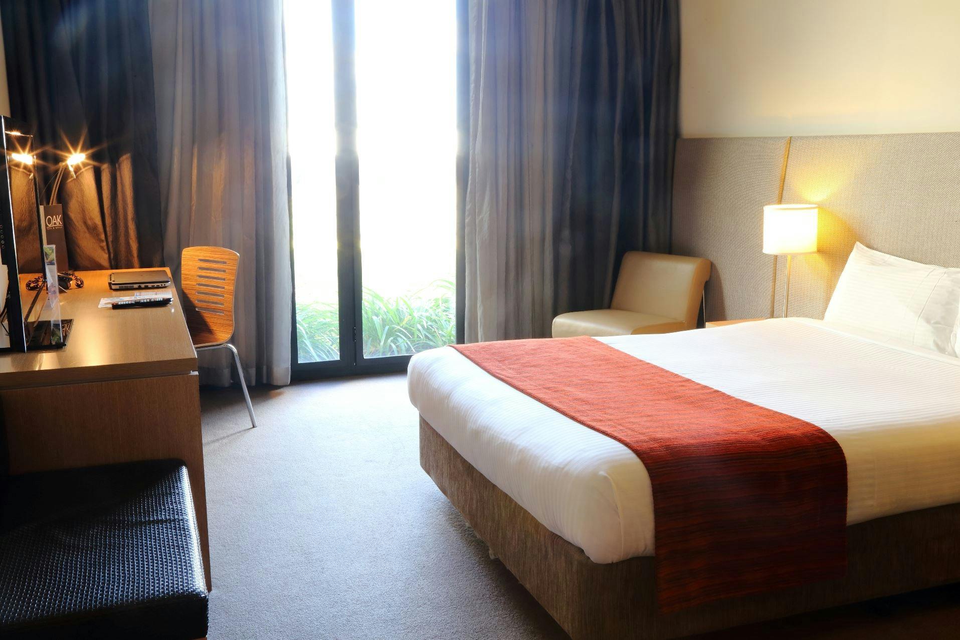 Deluxe Queen Room