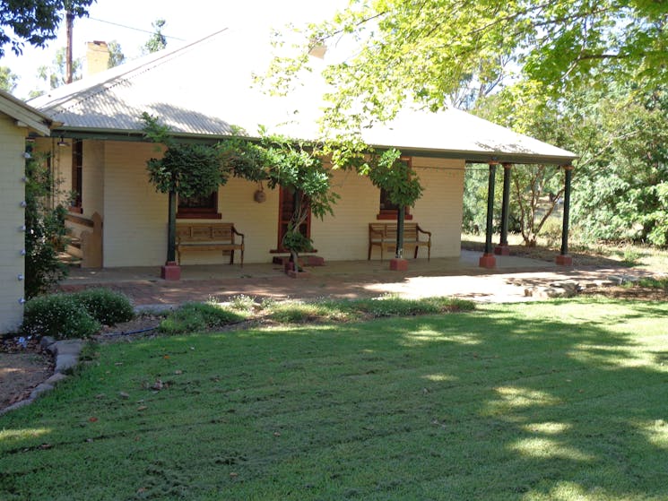 Eunonyhareenya Cottage