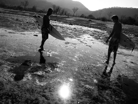 Surfing Lessons and Tours