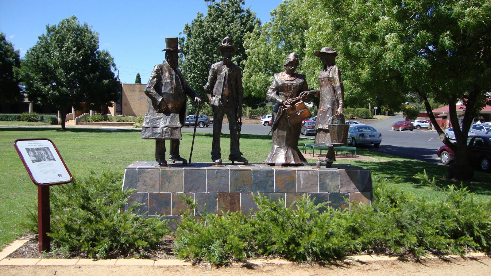 Dad, Dave, Mum and Mabel Statues