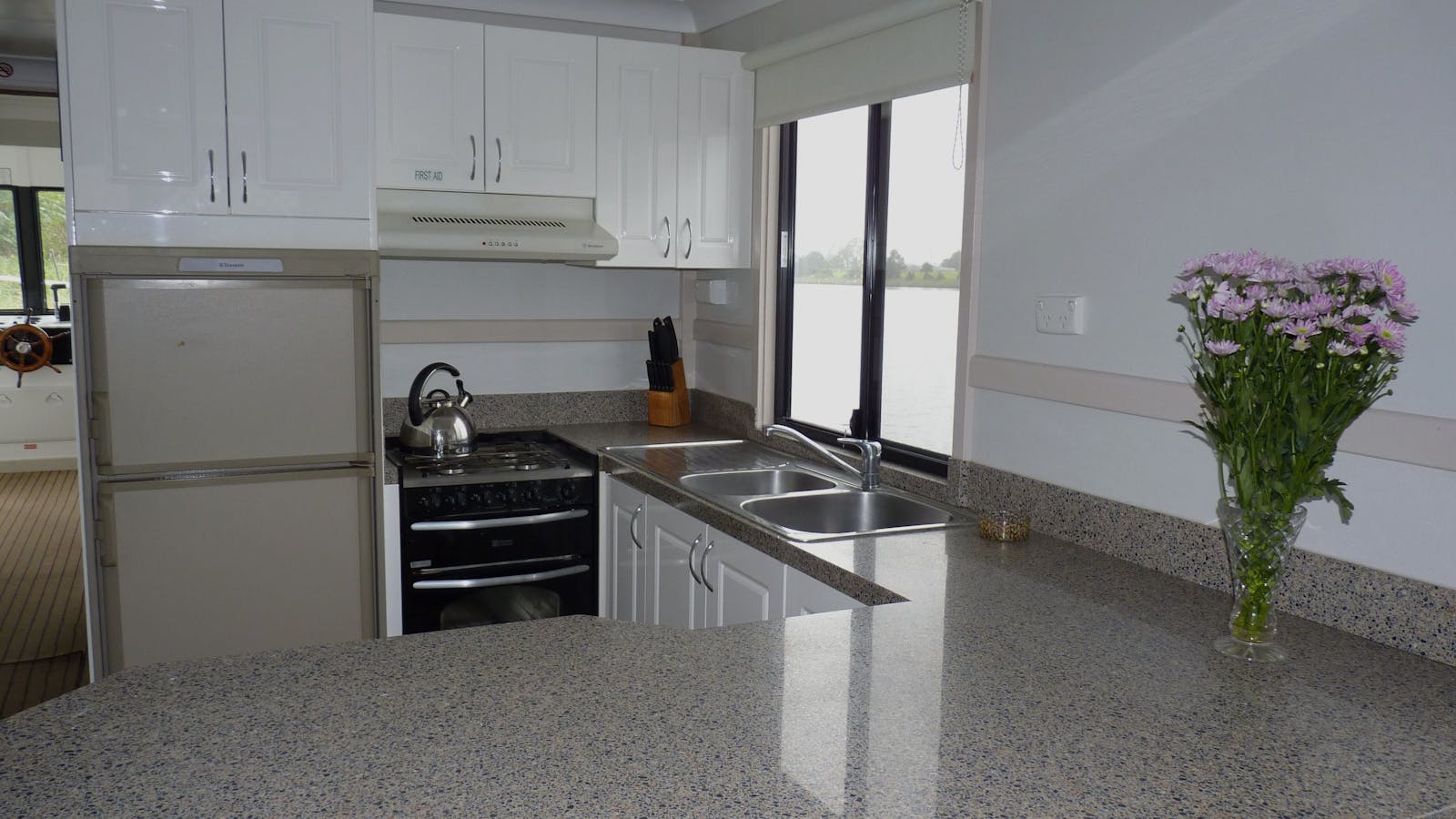 Grafton 2 Yamba Houseboat Hire
