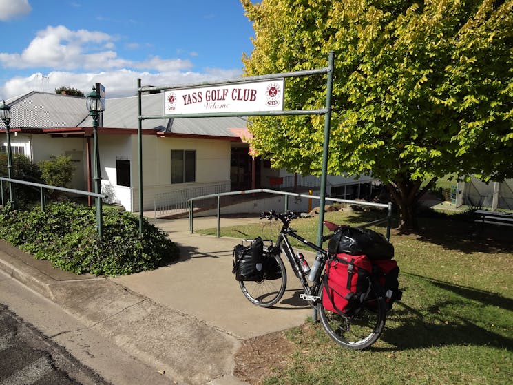 The Yass Golf Club NSW Holidays & Things to Do