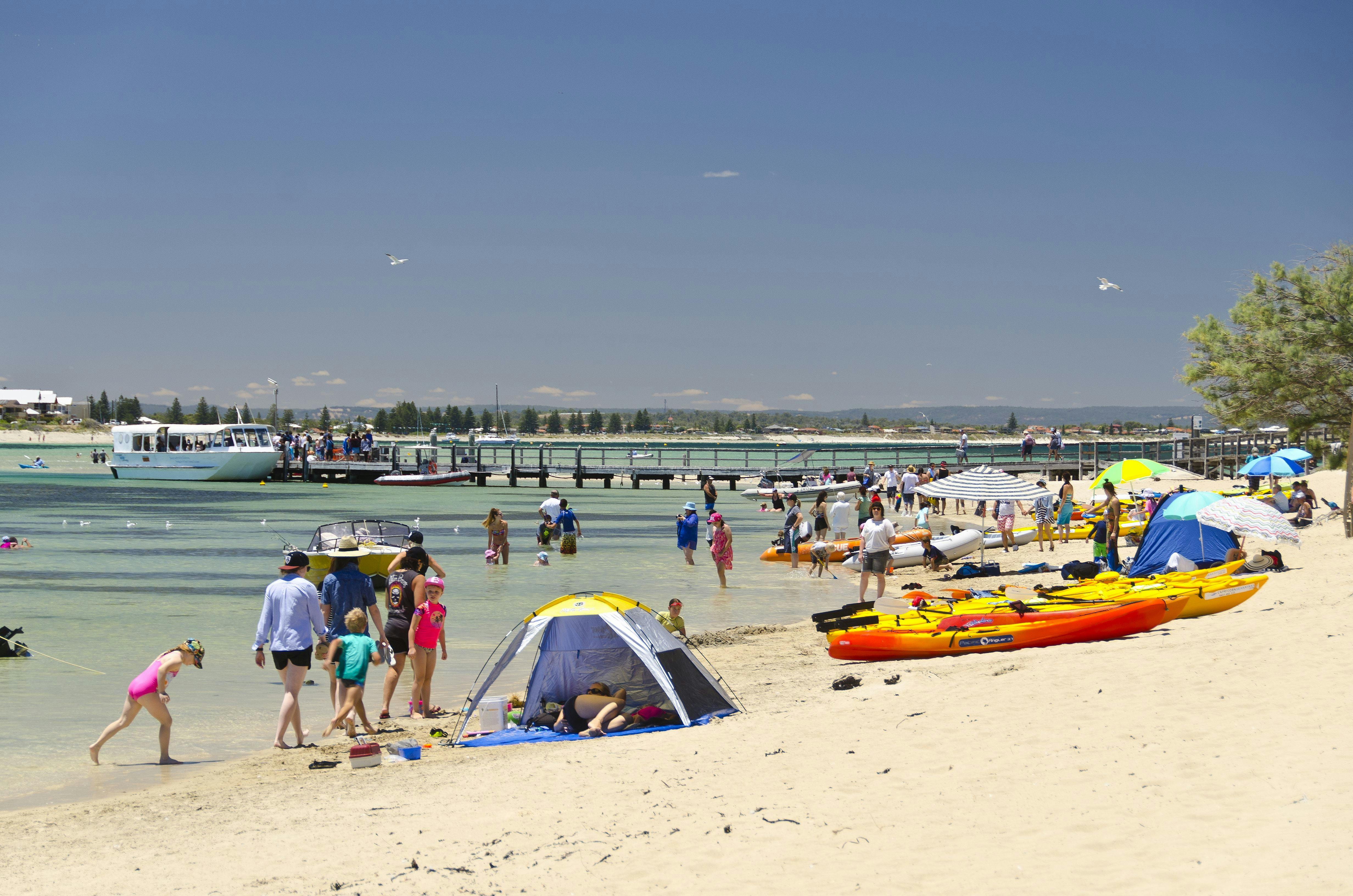 Rockingham Wild Encounters, Rockingham Beach, Western Australia