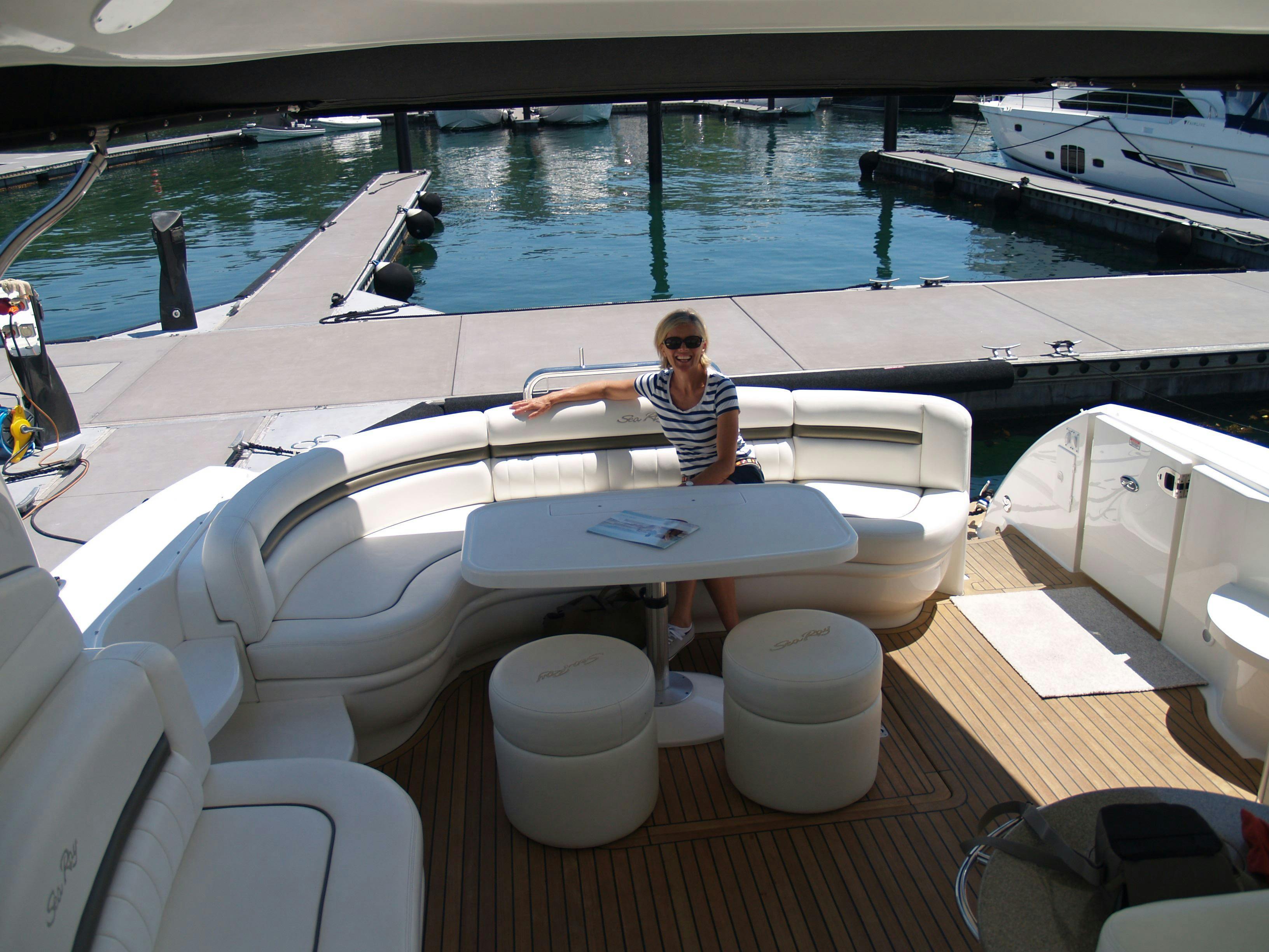 Luxury motor cruise Sydney harbour cruise