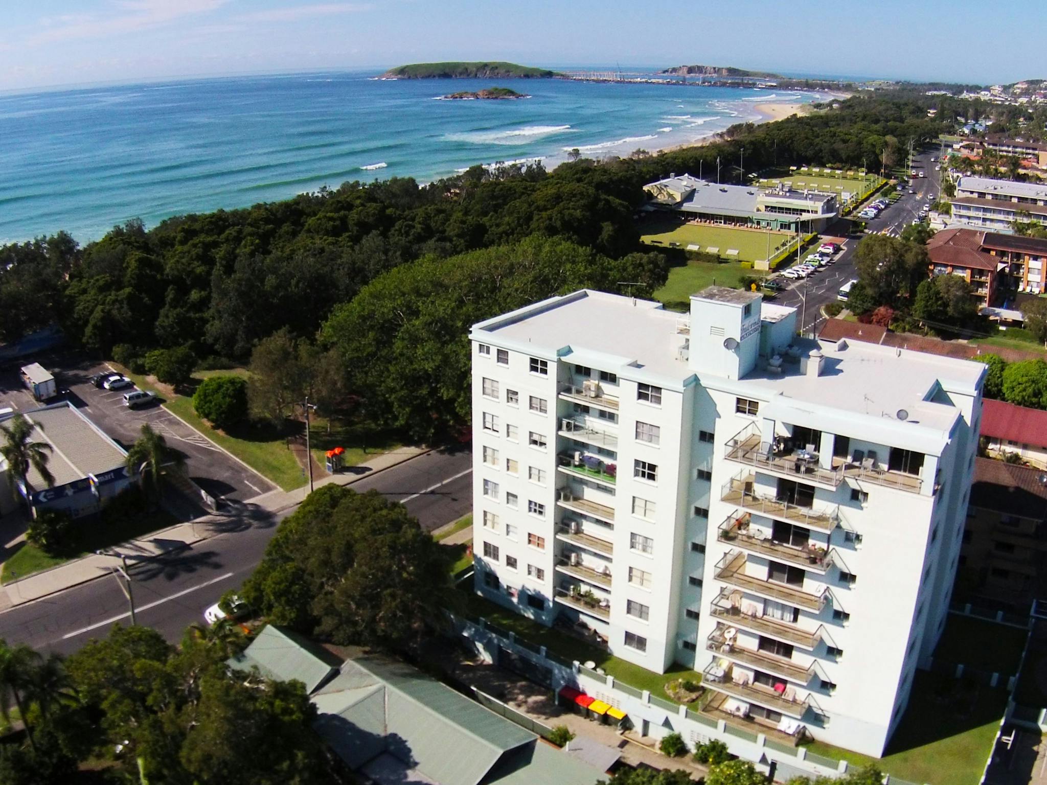 Tradewinds Apartments