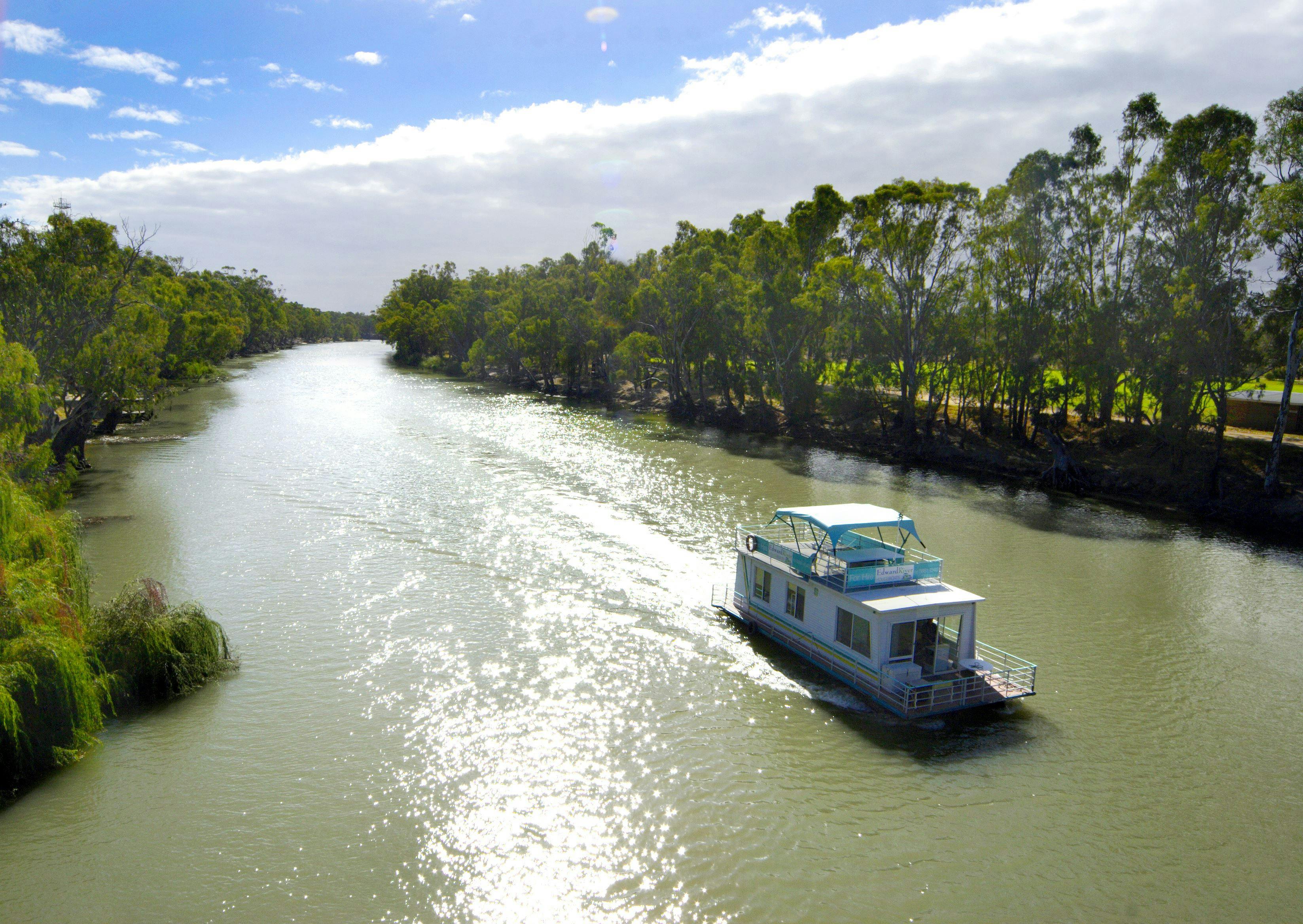 Edward River Houseboats