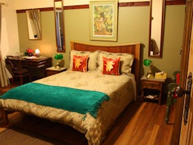 Snug Cove Bed and Breakfast