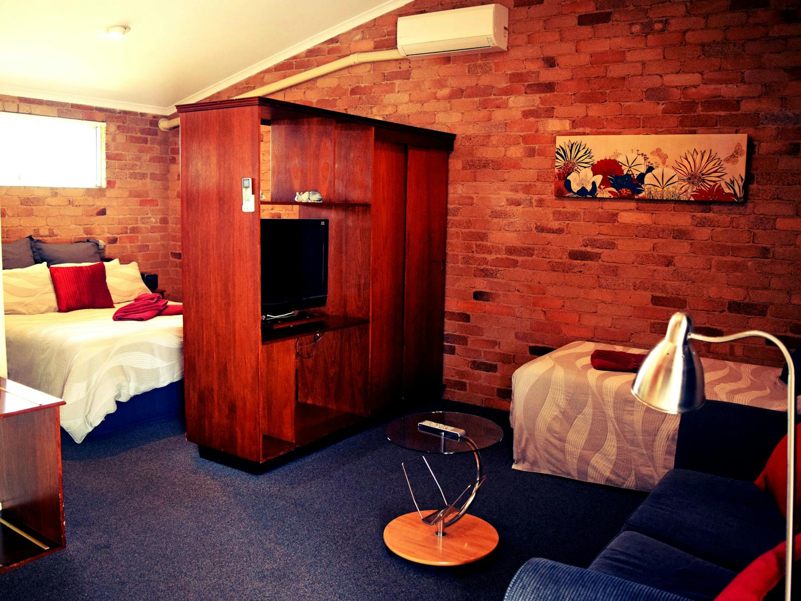 Rest Point Motor Inn and Hereford Steakhouse