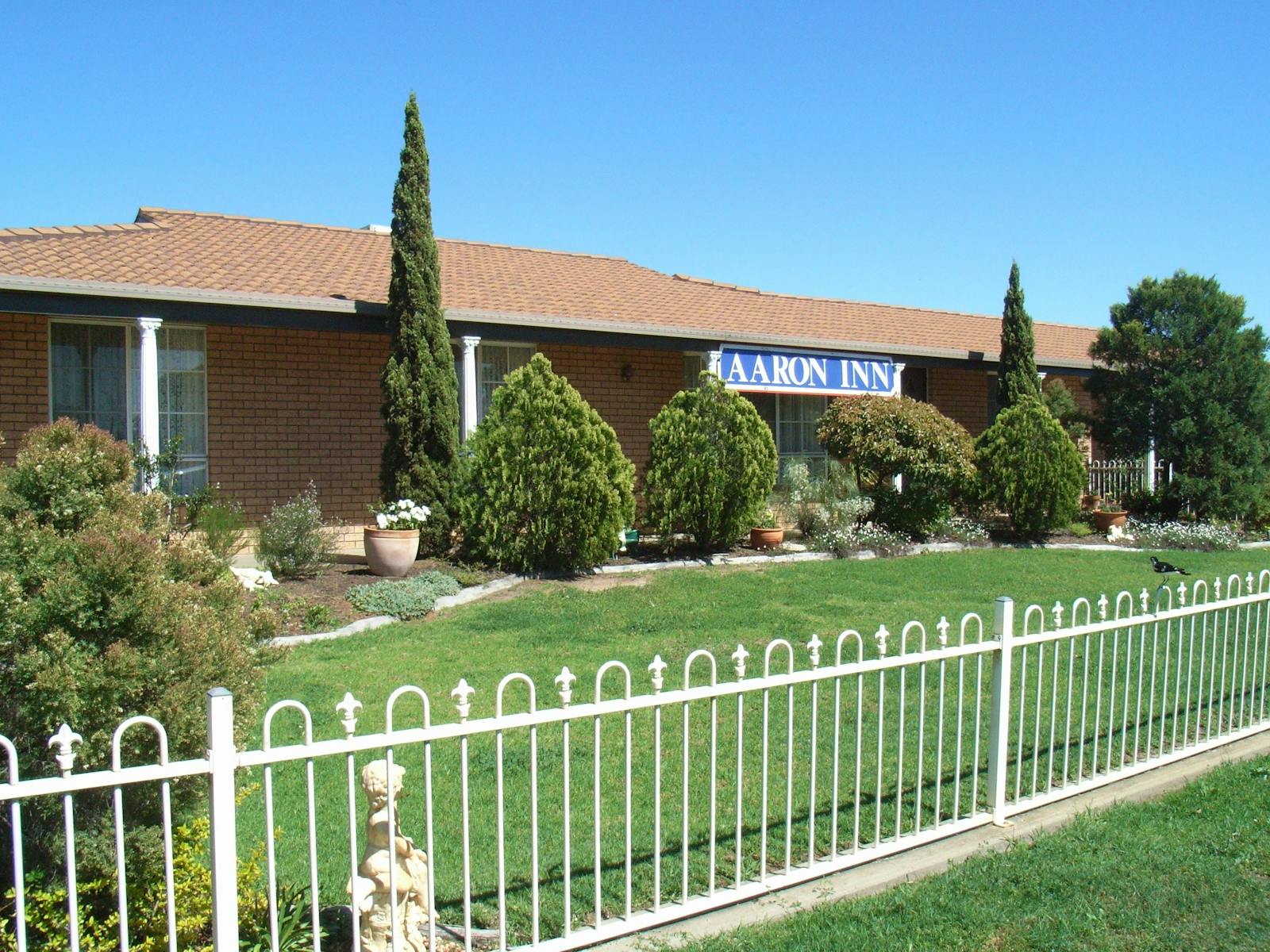 Aaron Inn Motel