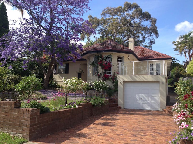 Jacaranda Bed and Breakfast