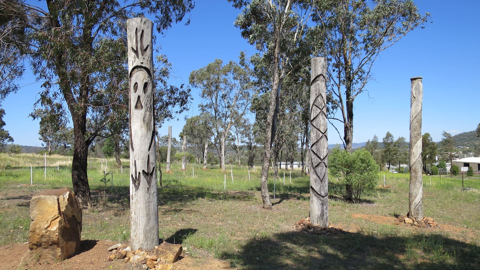 Heritage Sculptures at Pensioners Hill Lookout