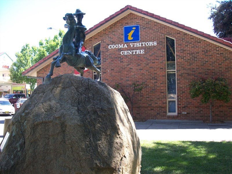 Cooma Visitor Centre NSW Holidays & Things to Do