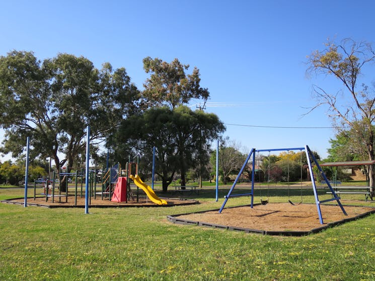Rotary Park Nsw Holidays Amp Accommodation Things To Do