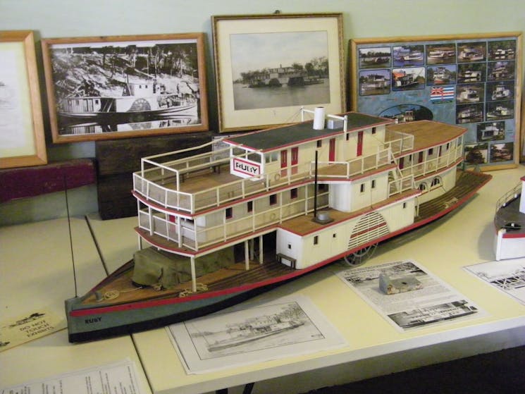 Riverboat Rod’s Model Paddle Steamer Display 