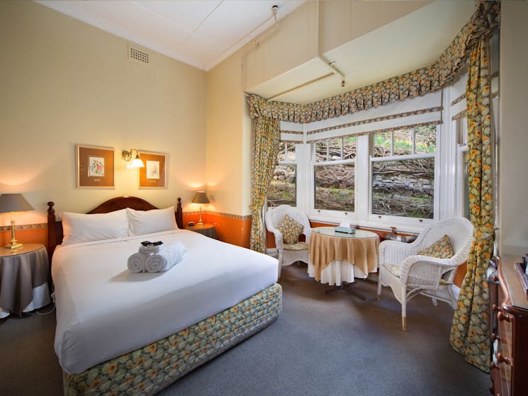 Classic guestroom in Caves House