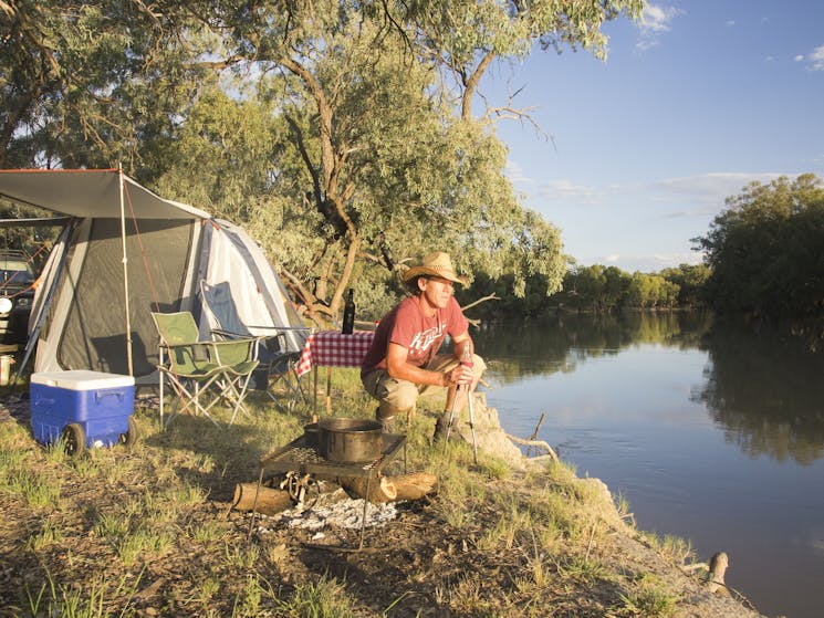 Trilby Station camping on the Darling River outback NSW